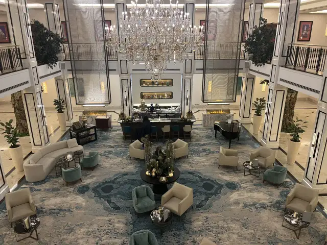 JW Marriott Berlin: Luxus, Spa & Lage Lohnt sich's?