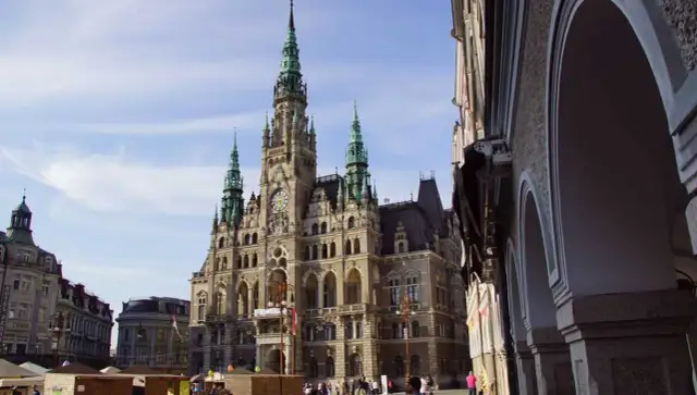 Jablonec nad Nysą: Szklane serce Czech. Przewodnik dla turystów