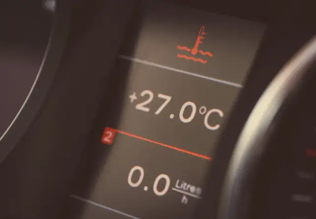 Ile wchodzi płynu do chłodnicy Audi A3? Sprawdź, by uniknąć problemów