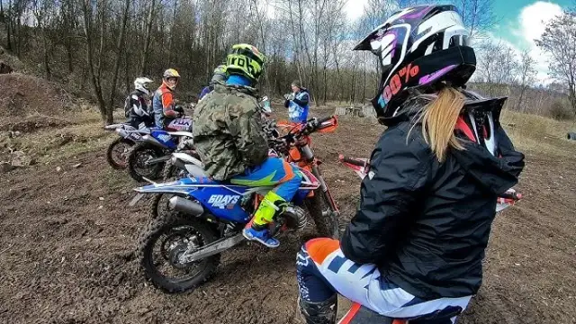 Ile kosztuje szkolenie enduro w Krzeszowicach? Sprawdź ceny i opcje