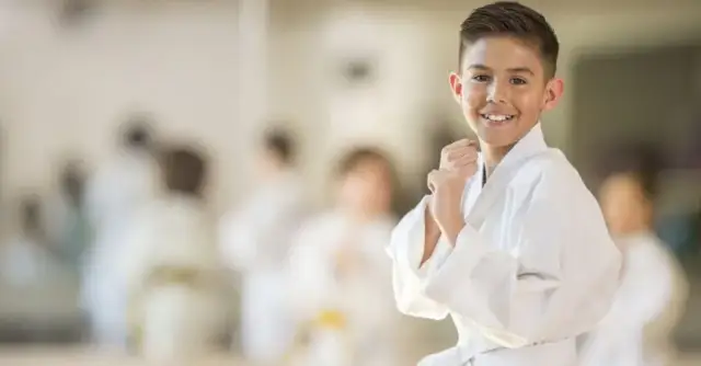 Judo czy karate dla dziecka – co wybrać dla lepszego rozwoju?