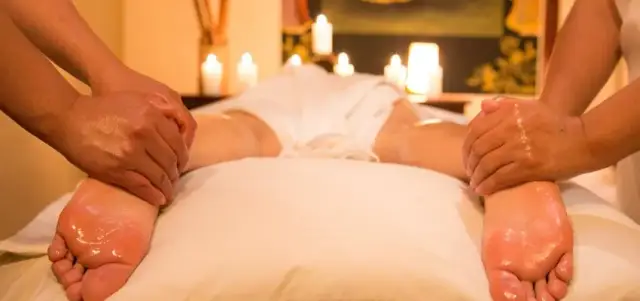 Masaż całościowy: Co obejmuje? Pełny przewodnik i Twoje korzyści