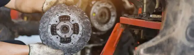 Entiende el funcionamiento del embrague y evita problemas comunes