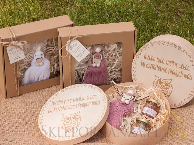 Prezent dla wychowawczyni przedszkola: Jak wybrać i podziękować?