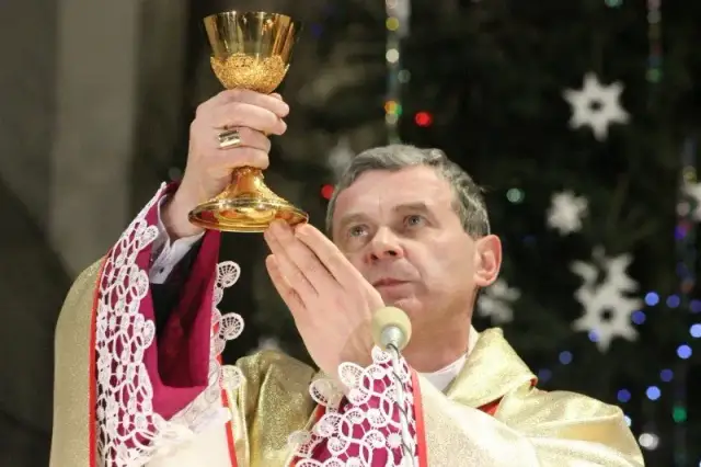 Czy wino mszalne ma alkohol? Odkryj jego właściwości i skład