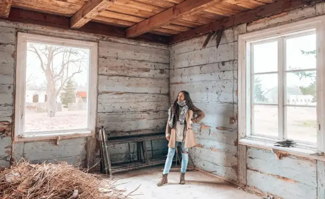 Jak ogrzać stary drewniany dom? Skuteczne sposoby na tanie ogrzewanie