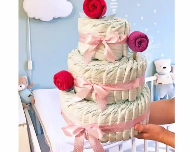 Jak zrobić przytulankę z pieluchy – prosty sposób na wyjątkowy prezent