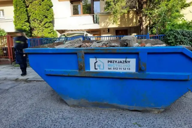 Gdzie wyrzucić stare meble? Legalnie, zarób lub oddaj!