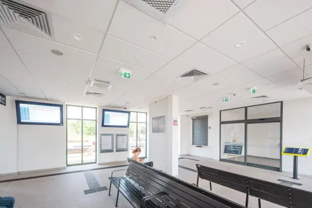 Nocleg tranzytowy co to znaczy? Jakie ma znaczenie dla podróżnych?