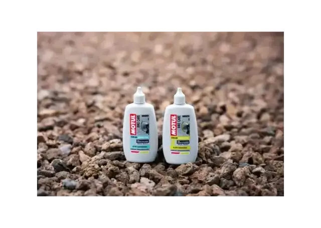 Smar Motul do łańcucha: Jaki wybrać i jak aplikować?