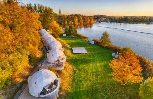 Jezioro Krutyńskie: atrakcje, noclegi i tajemnice ukryte wśród przyrody