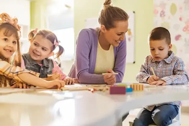 Czy można zapisać dziecko do przedszkola w trakcie roku? Sprawdź warunki