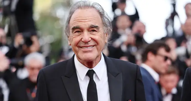 Oliver Stone: Odpowiedź na hasło "Oliver, reżyser" + filmy