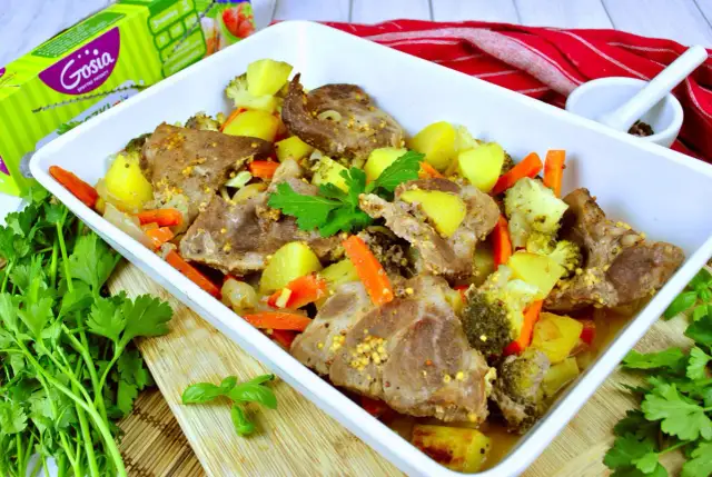 Karkówka wieprzowa: Przepisy na soczysty obiad od klasyki po nowości