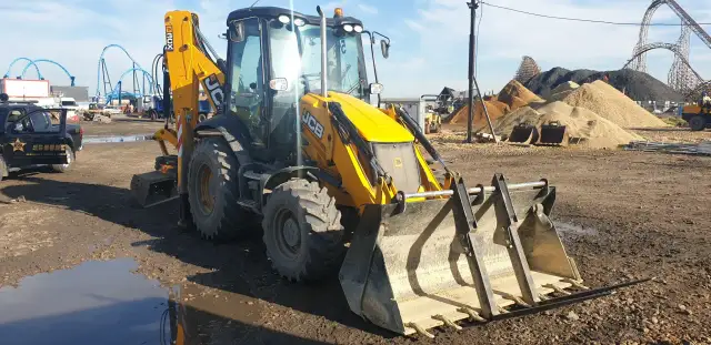 JCB 3CX: Ile naprawdę pali? Oszczędź na paliwie!