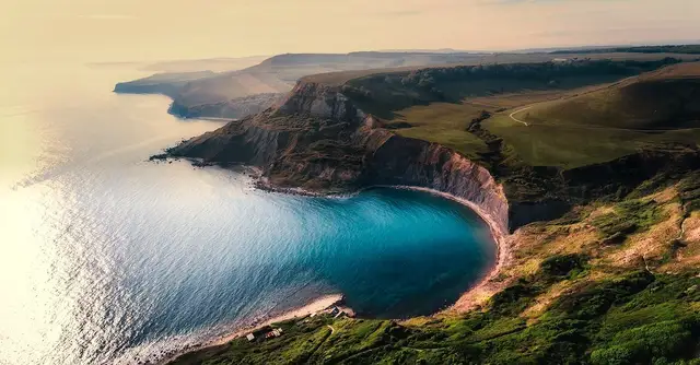  Najlepsze atrakcje turystyczne i zabytki do zobaczenia na Sardynii - Kierunki podróży 2023