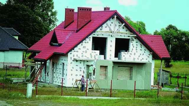 Jak mijanka na styropianie poprawia izolację i unika mostków termicznych