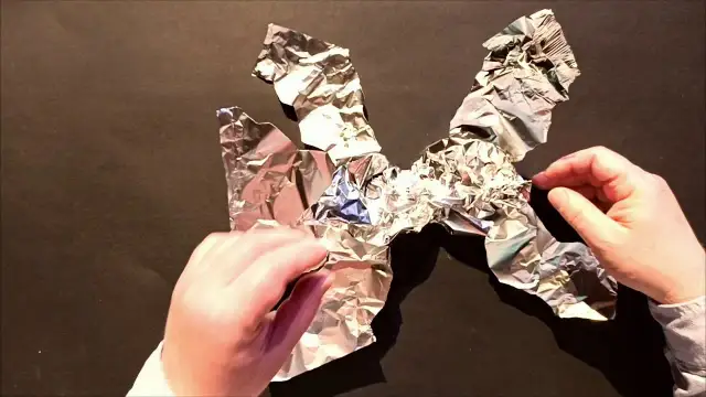 Rzeźba z folii aluminiowej: łatwe techniki i pomysły dla początkujących