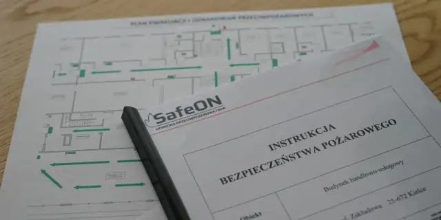 Instrukcja Bezpieczeństwa Pożarowego: Co musi zawierać? Sprawdź!