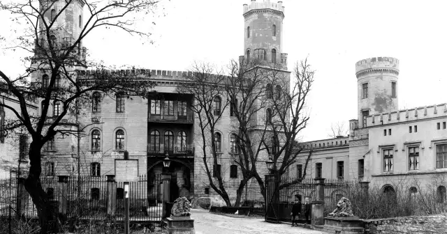 Ruiny zamku w Świerklańcu – fascynująca historia i ukryte tajemnice