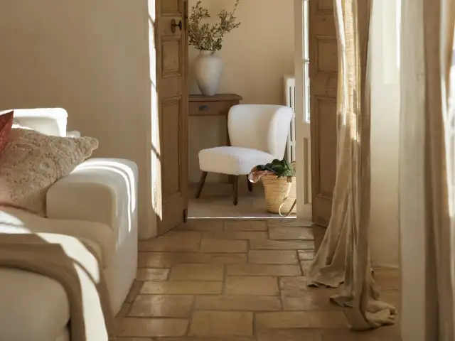 Co to jest terakota? Poznaj jej właściwości i zastosowanie w designie