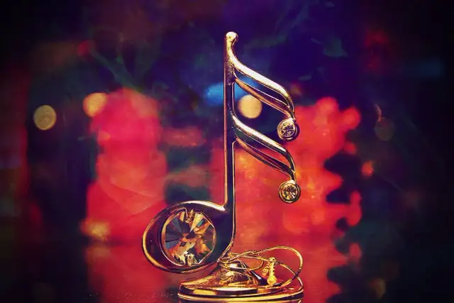 Lata 70. w elektronice: Odkryj pionierów i brzmienia, które zmieniły świat