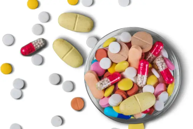 Leki na grypę: OTC vs recepta jak skutecznie walczyć z objawami?