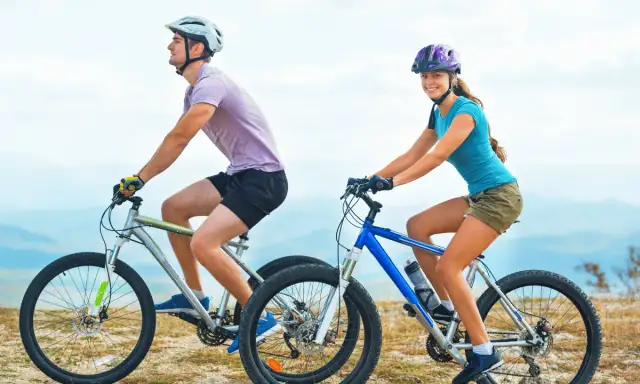 Czy jazda na rowerze to cardio? Odkryj jej korzyści dla zdrowia