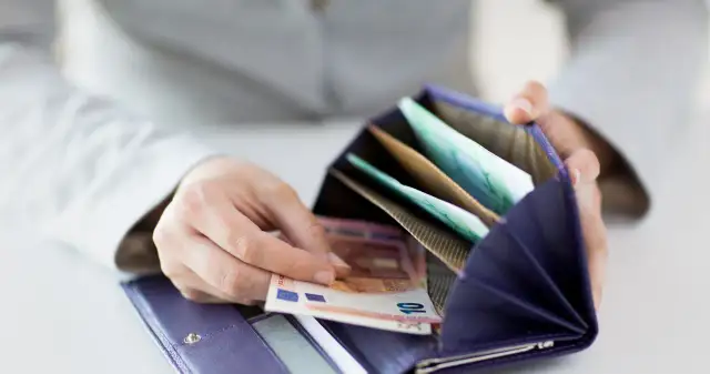 Czy praca za granicą wlicza się do emerytury w Polsce? Sprawdź!