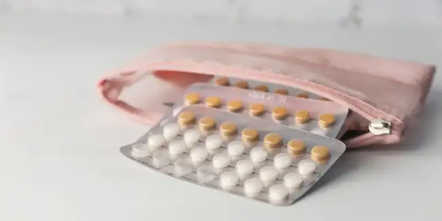 Jak postępować przy zmianie tabletek antykoncepcyjnych, aby uniknąć problemów?