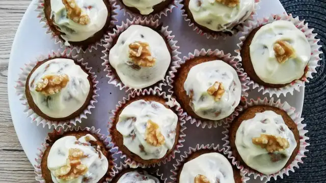 Najlepszy przepis na muffinki marchewkowe bez cukru - zdrowa przekąska fit