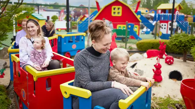 Legoland Dänemark: Attraktionen & Tipps für Ihren Familienbesuch