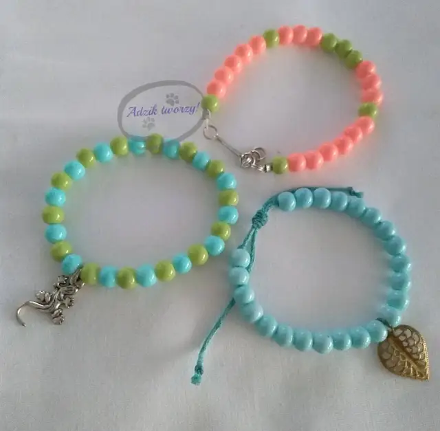 Jak zrobić bransoletkę z koralików na żyłce – proste kroki i porady