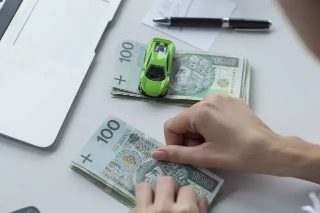 Ile naprawdę kosztuje nowy samochód? Sprawdź ceny i uniknij przepłacania