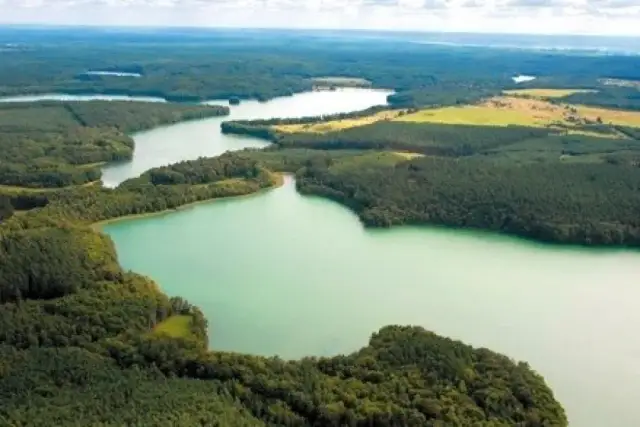 Długie jezioro Lipie: Najpiękniejsze miejsce na wypoczynek i rekreację