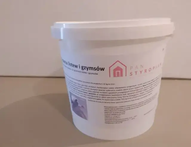 Jaką zaprawę do gzymsów wybrać, aby uniknąć problemów z trwałością?