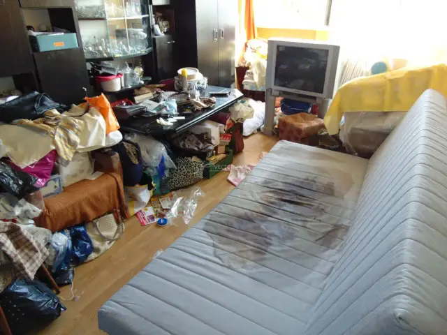 Zaniedbane mieszkanie? Sprzątaj krok po kroku lub wezwij fachowców!