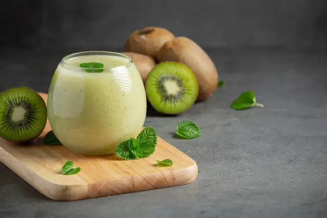 Jak zrobić detox odchudzający, aby skutecznie schudnąć bez głodówki