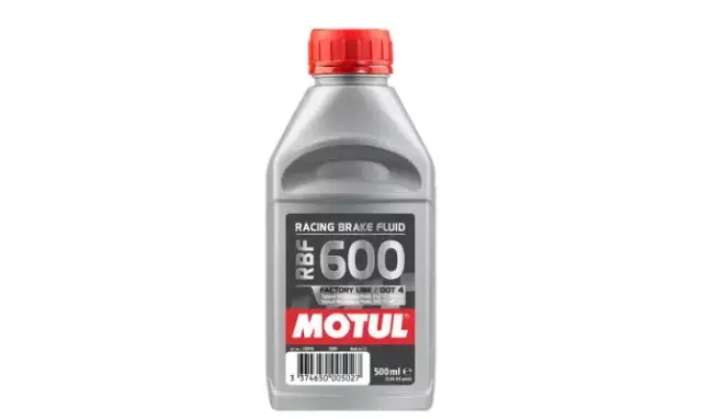 Motul RBF 600 - najlepszy płyn hamulcowy dla motocykli sportowych