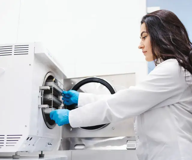 Technik medyczny kto to? Rola i obowiązki w służbie zdrowia