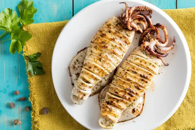 Secondi Piatti Estivi Veloci: Ricette Fresche e Facili (Meno di 20 Min)