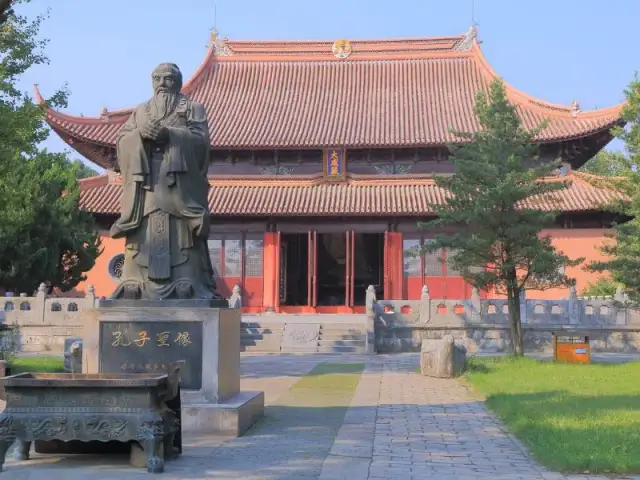 Jaka wiara w Chinach? Poznaj złożoność religii i ich wpływ na społeczeństwo