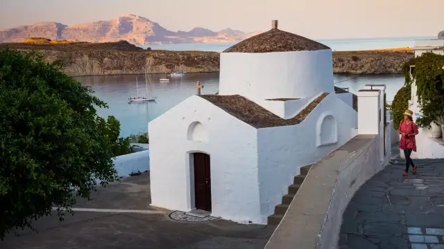 Ile trwa lot z Wrocławia do Grecji? Odkryj czas podróży bez zaskoczeń