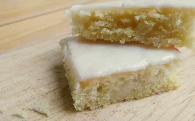 Einfaches Rezept für Zuckerguss – So gelingt die perfekte Glasur