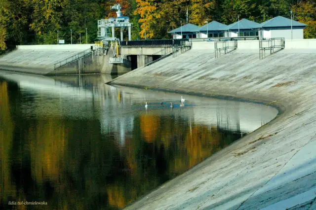 Elektrownia Myczkowce: Starsza siostra Soliny i jej tajemnice Bieszczad