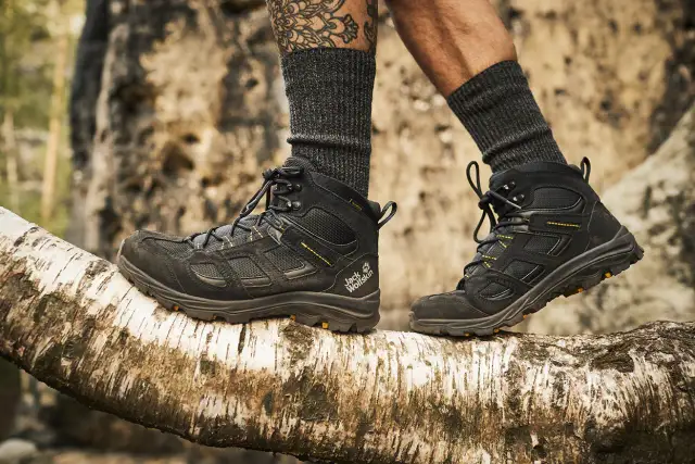 Buty trekkingowe: co to jest i jakie mają cechy? Poradnik