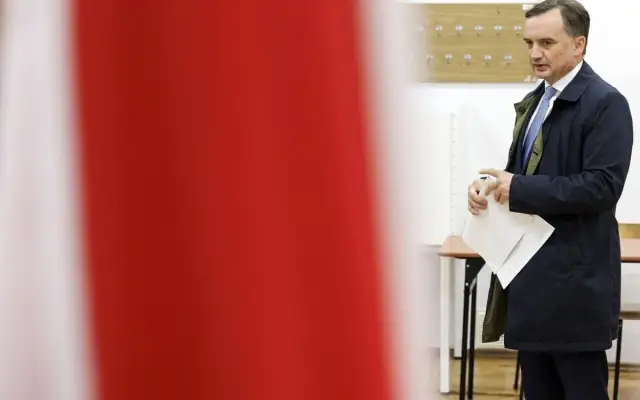 Ilu posłów ma PiS w Sejmie? Zaskakujące fakty o ich liczbie