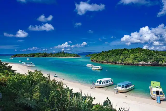 Gdzie znajdziesz najlepsze plaże w Japonii idealne do wypoczynku