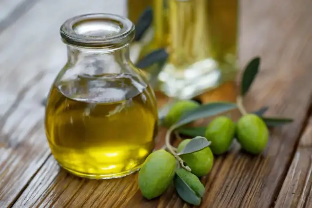 Ile kosztuje oliwa z oliwek? Zaskakujące ceny i jakość na rynku