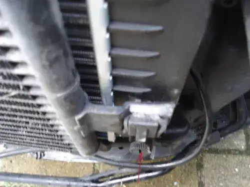 Jak spuścić płyn z chłodnicy passat b5 i uniknąć kosztownych błędów